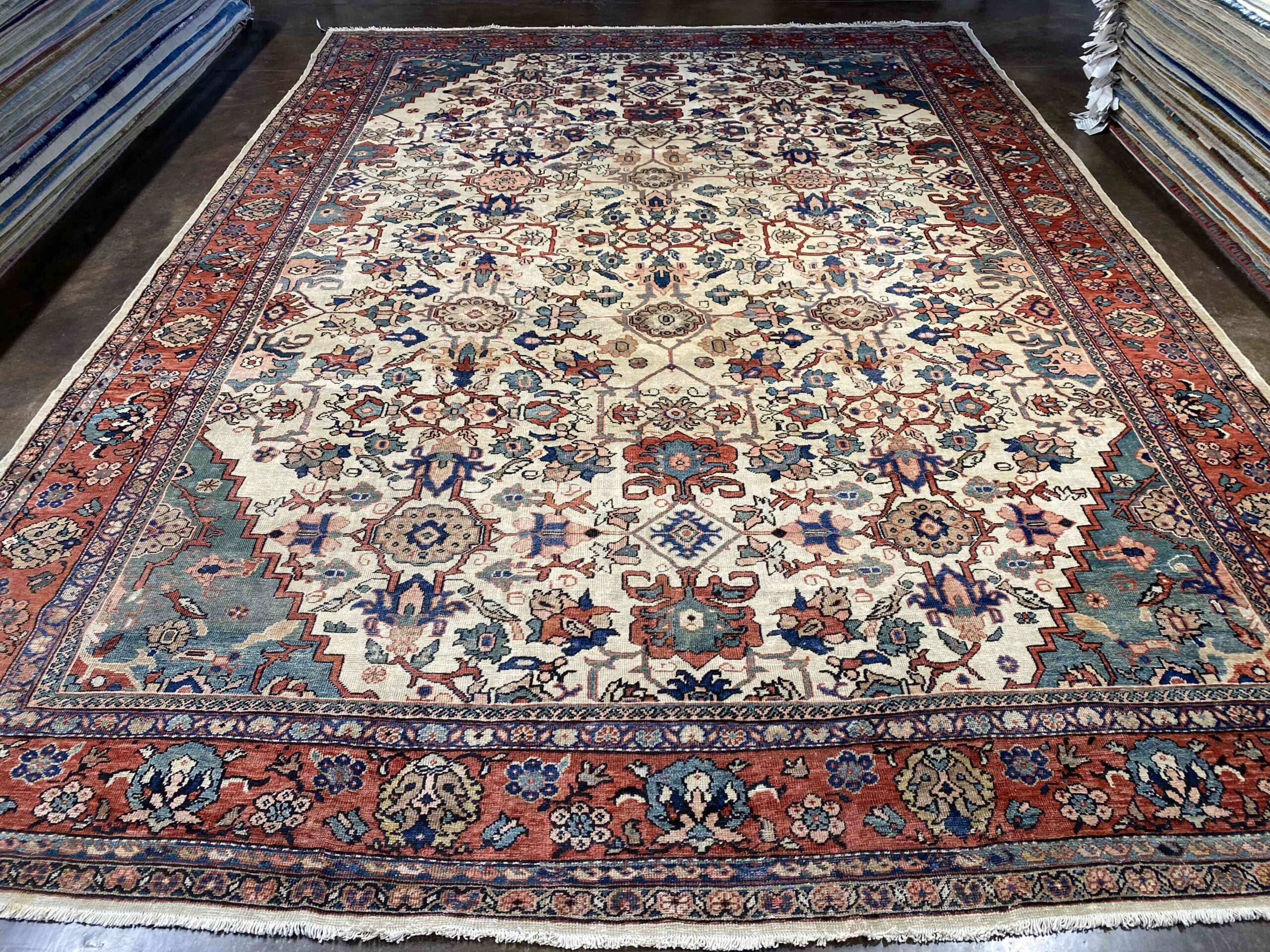 antique-floral-mahal-rug-10ft8in-by-15ft (1)