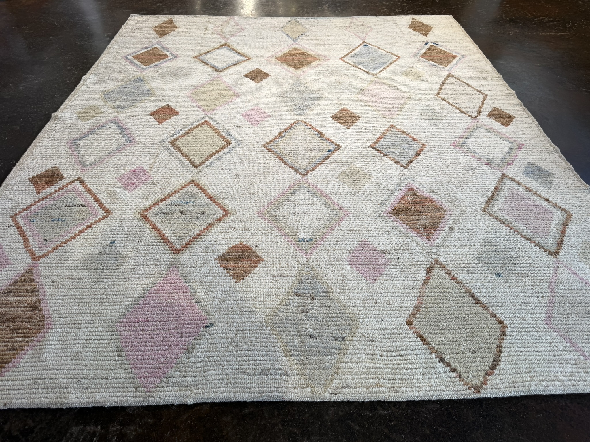 modern-beni-rug-8ft2in-by-9ft8in (2)