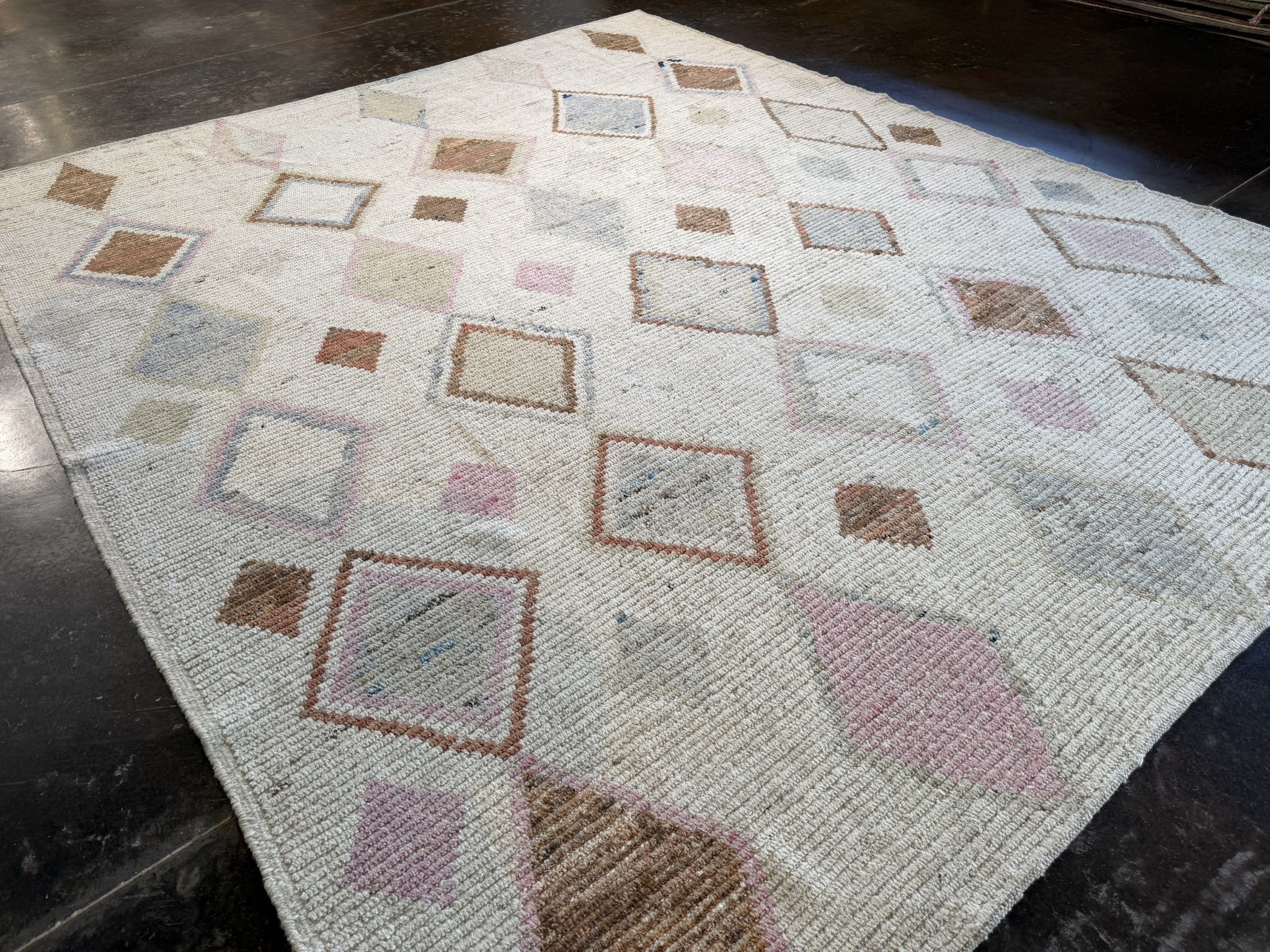modern-beni-rug-8ft2in-by-9ft8in (3)