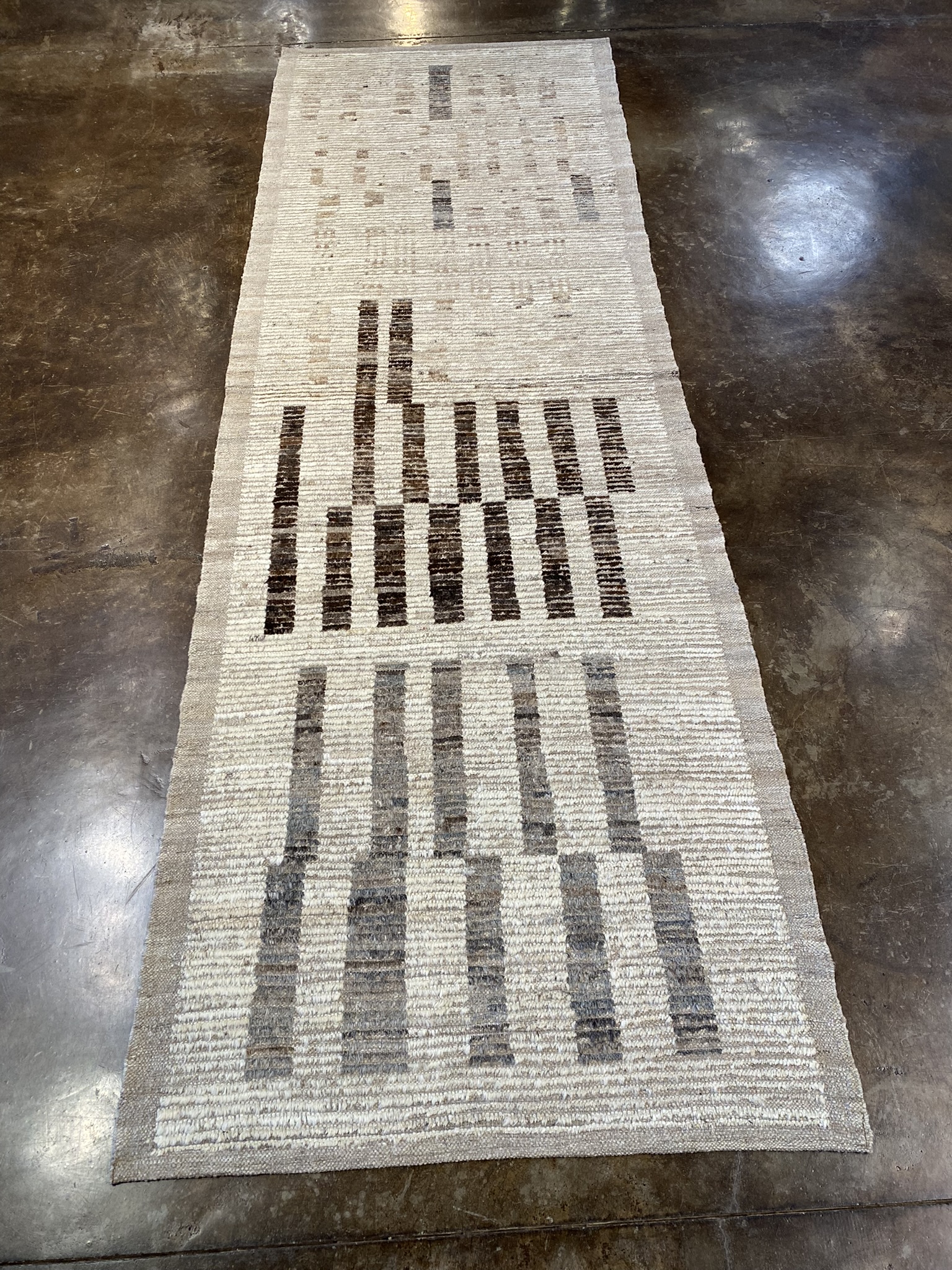 modern-beni-3ft2in-by-9ft7in (3)