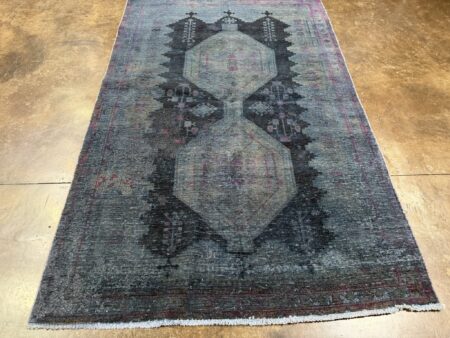 VINTAGE TABRIZ  4'9" x 7'4"