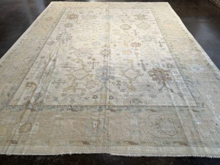 VINTAGE OUSHAK  9'6" x 14'6"